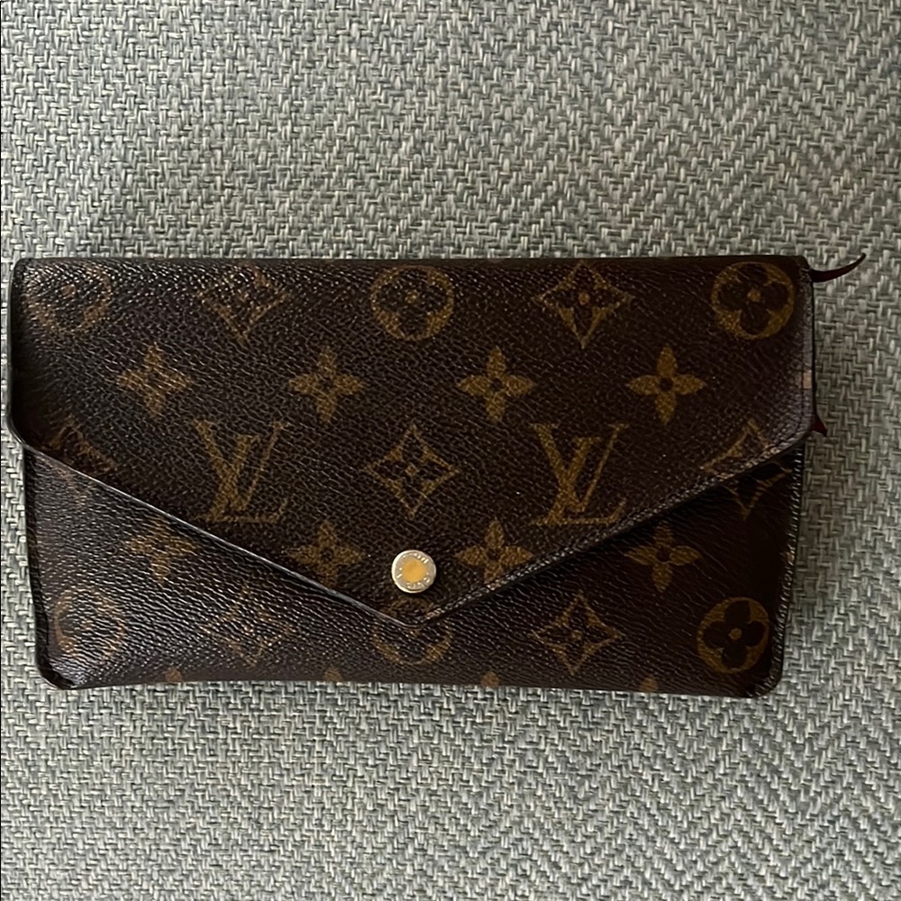 Louis Vuitton Monogram Clutch with Red Interior